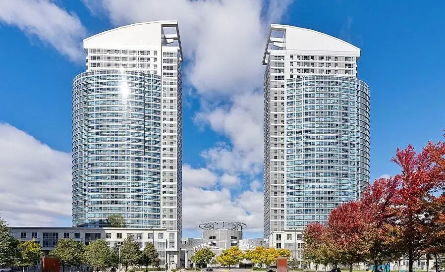 36 Lee Centre DR #3310, Toronto E09, ON M1H 3K2