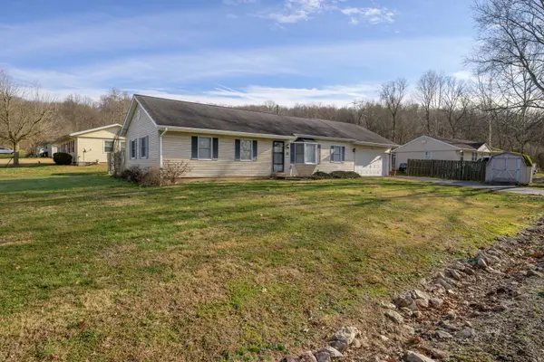 21 brookside  dr, Gallipolis, OH 45631