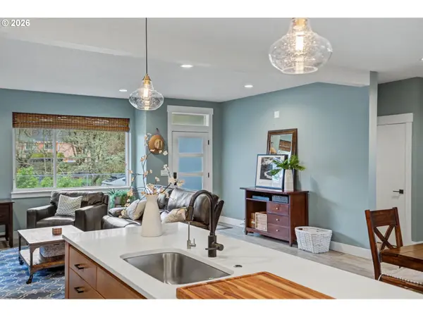 5520 CROSSLER MEADOW LOOP SE, Salem, OR 97306