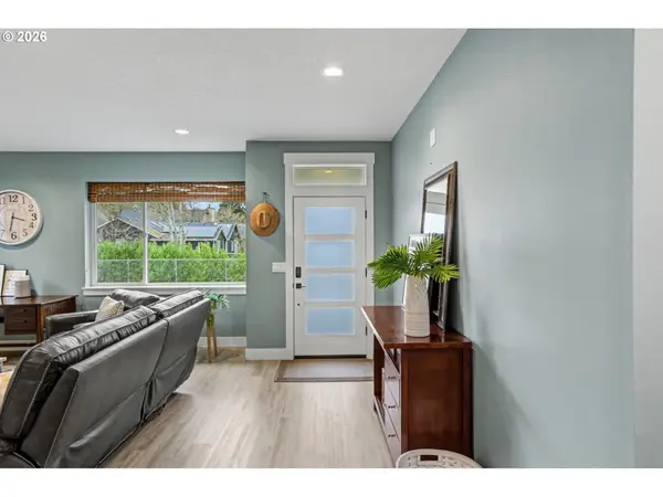 5520 CROSSLER MEADOW LOOP SE, Salem, OR 97306