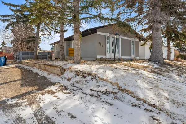 259 MANORA CRES NE, Calgary, AB T2A4S4