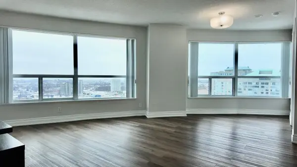 36 Lee Centre DR #3310, Toronto E09, ON M1H 3K2