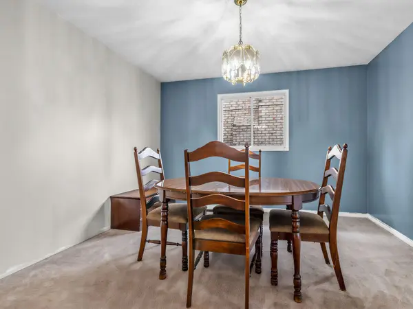 5 Coates CRES, Richmond Hill, ON L4E 2M3