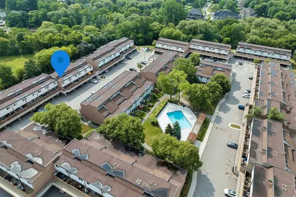 219 Milestone CRES #117, Aurora, ON L4G 3M2