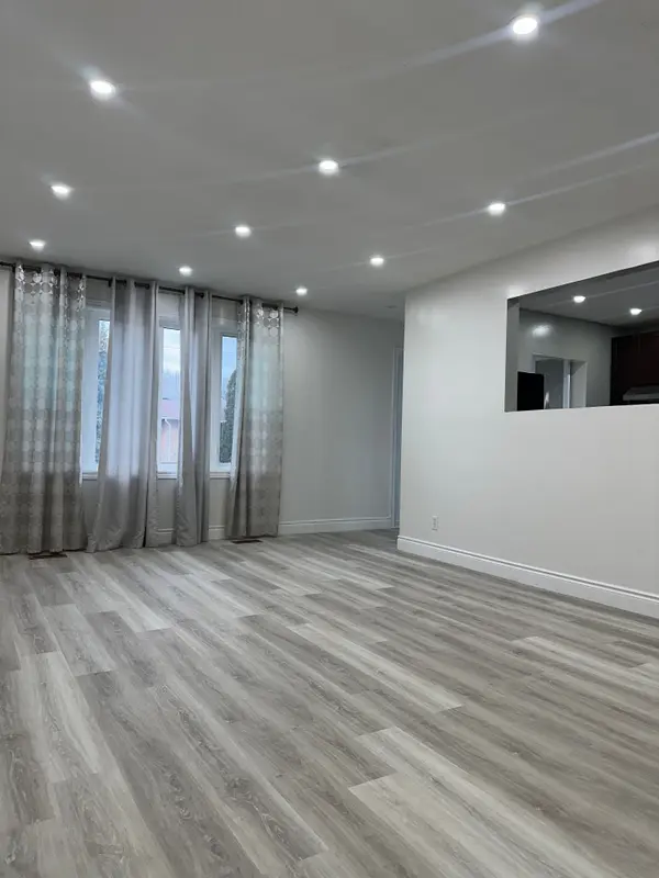 25 Ashwood CRES #Main Floor, Brampton, ON L6T 1M1