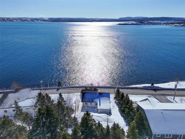 67 Bishops Cove Shore Road, Spaniards Bay, NL A0A 3X0