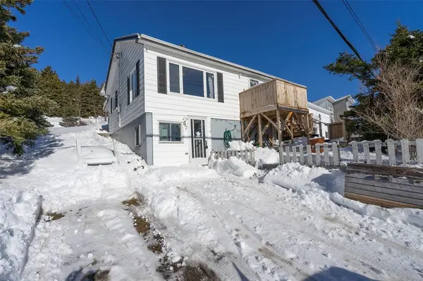 67 Bishops Cove Shore Road, Spaniards Bay, NL A0A 3X0