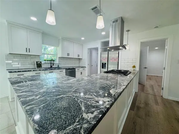 2719 S 27th, Waco, TX 76706