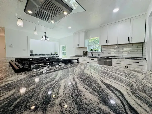 2719 S 27th, Waco, TX 76706