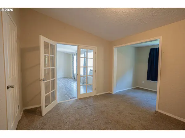 Eddyville, OR 97343,1371 HARLAN RD