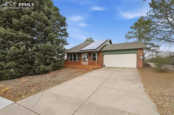 2842 Deliverance DR, Colorado Springs, CO 80918
