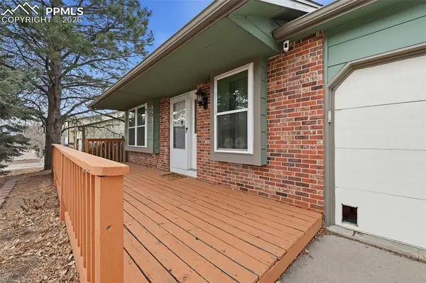 2842 Deliverance DR, Colorado Springs, CO 80918