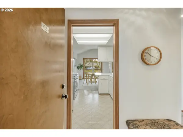 Portland, OR 97230,15035 NE SACRAMENTO ST #62