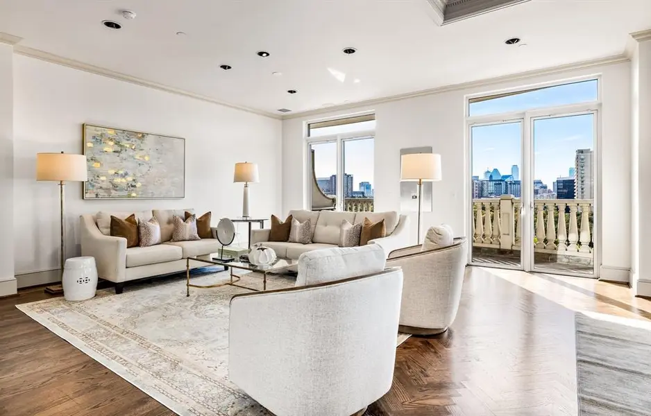 3505 Turtle Creek Boulevard #8B, Dallas, TX 75219