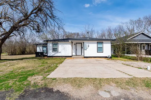 1112 Marshall Street, Greenville, TX 75401