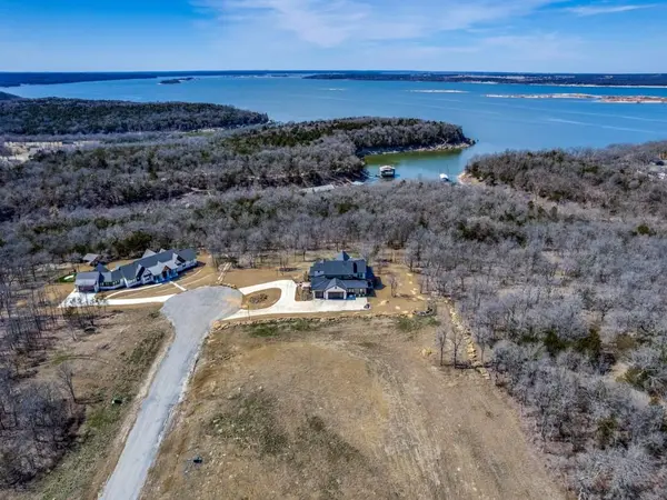 481 Meadow Lane, Pottsboro, TX 75076