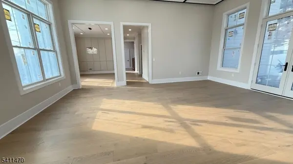 24 Peterson Rd, Wayne Twp., NJ 07470