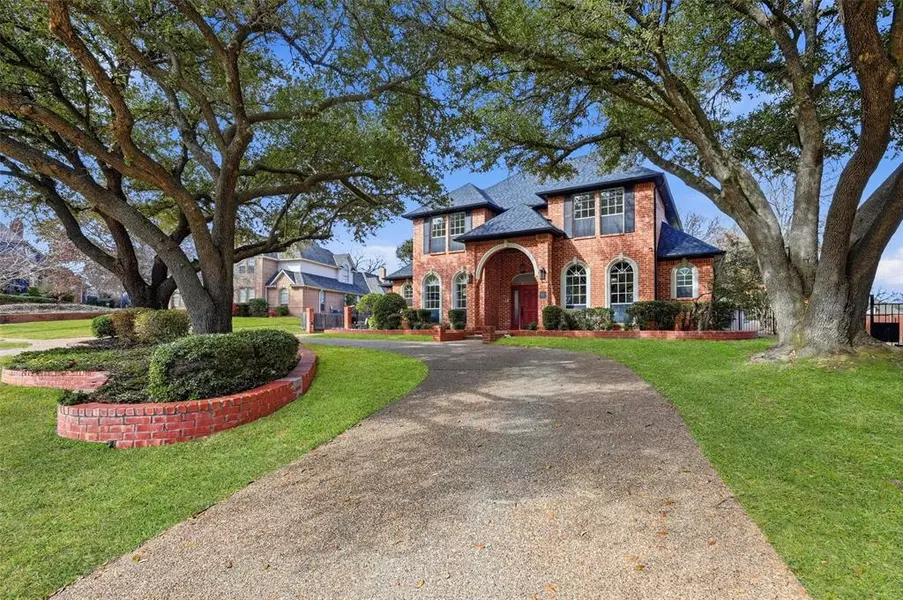 2304 Woodmoor Lane, Colleyville, TX 76034