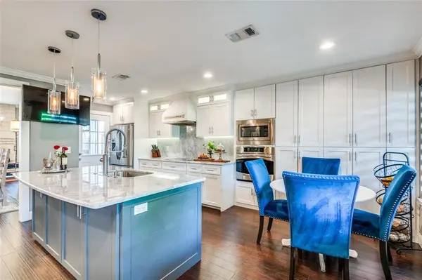 6928 Mountain Cedar Lane, Dallas, TX 75236