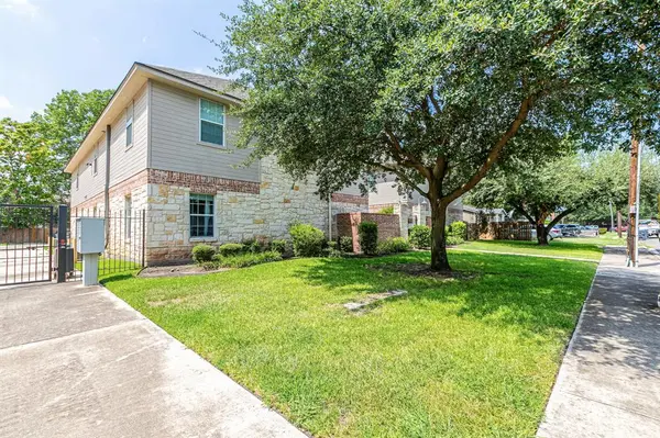 2011 S 7th Street #3, Waco, TX 76706