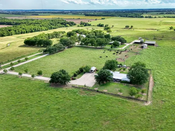 15796 Chapel Road, Lorena, TX 76655