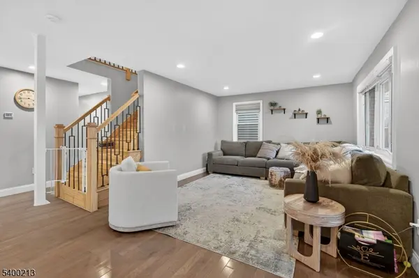 301 South Pkwy, Clifton City, NJ 07014