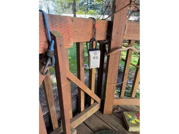 64294 PENNY RD, Coos Bay, OR 97420