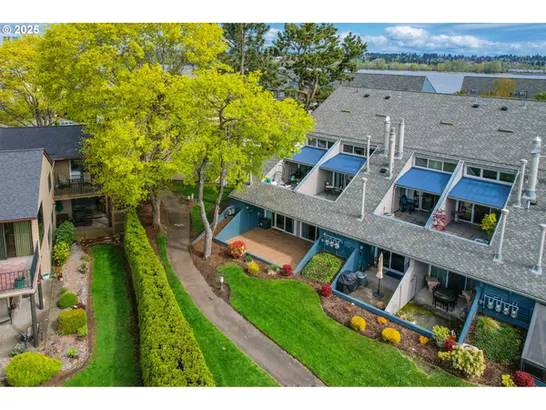 198 N HAYDEN BAY DR, Portland, OR 97217