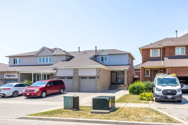 10 Crieff AVE, Vaughan, ON L6A 2B6