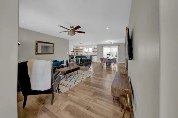 20858 Loyalist Pkwy, Prince Edward County, ON K0K 1L0