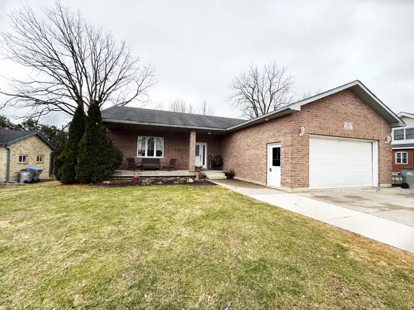 480 Victoria ST, Warwick, ON N0M 2S0