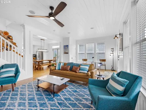 2746 SW BARNACLE AVE, Lincoln City, OR 97367