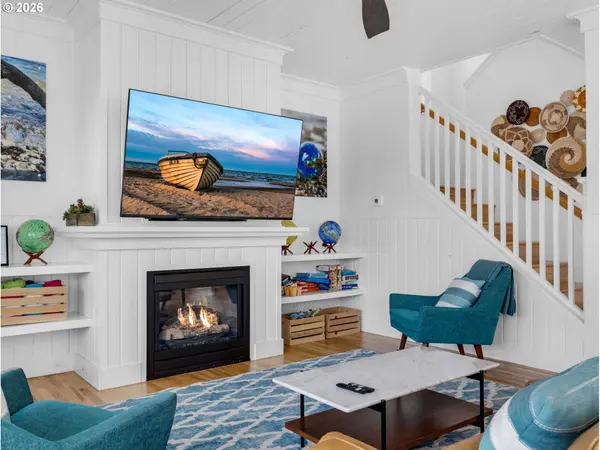 2746 SW BARNACLE AVE, Lincoln City, OR 97367