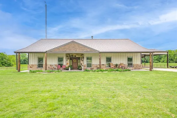 1305 VZ County Road 3821, Wills Point, TX 75169