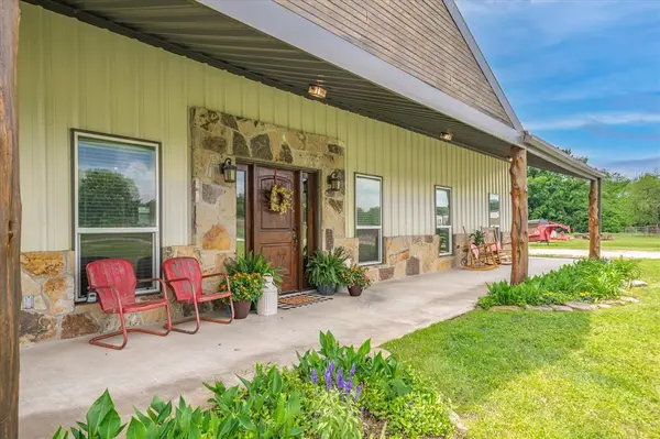 1305 VZ County Road 3821, Wills Point, TX 75169