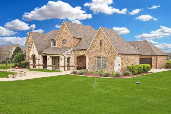 2215 Becky Lane, Cedar Hill, TX 75104