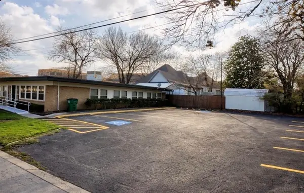 413 E Broadway Street #B, Gainesville, TX 76240