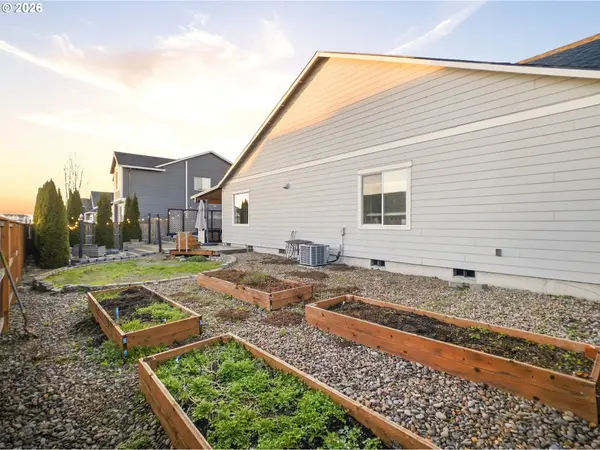 6284 NE BARKER ST, Albany, OR 97321