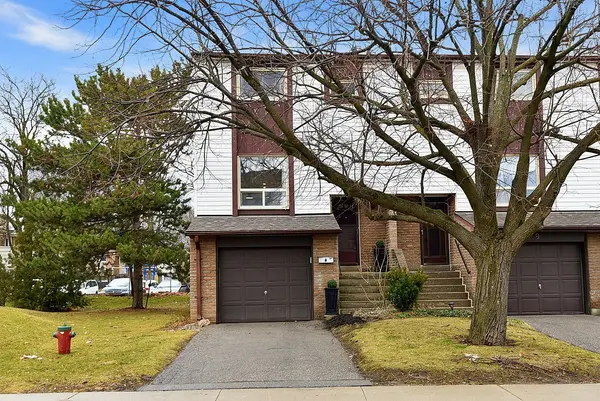 1221 Dundix RD #8, Mississauga, ON L4Y 3Y9