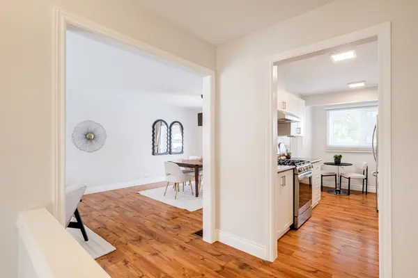 20 Plank RD, East Gwillimbury, ON L9N 1B4