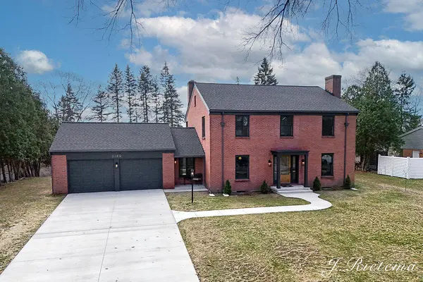 2150 Onekama DR SE, City Of Grand Rapids, MI 49506