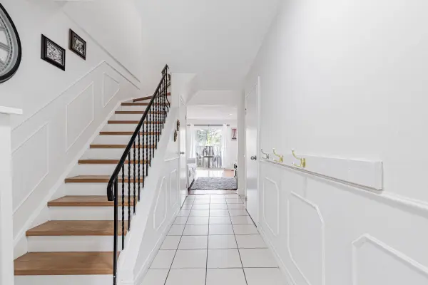 50 Bridletowne CIR #20, Toronto E05, ON M1W 2G8