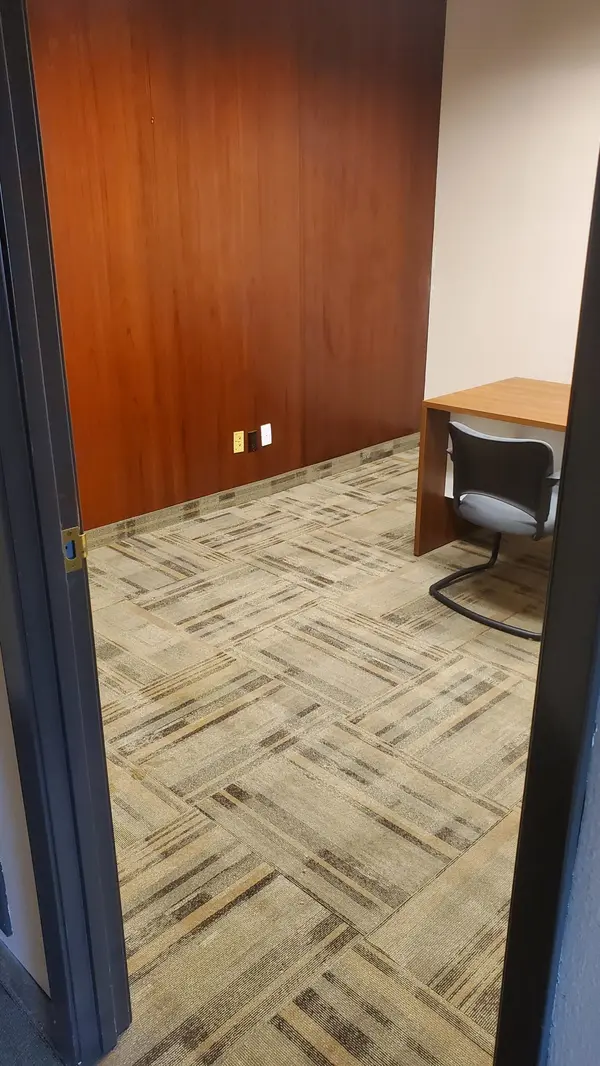 5160 Explorer DR #16, Mississauga, ON L4W 4T7