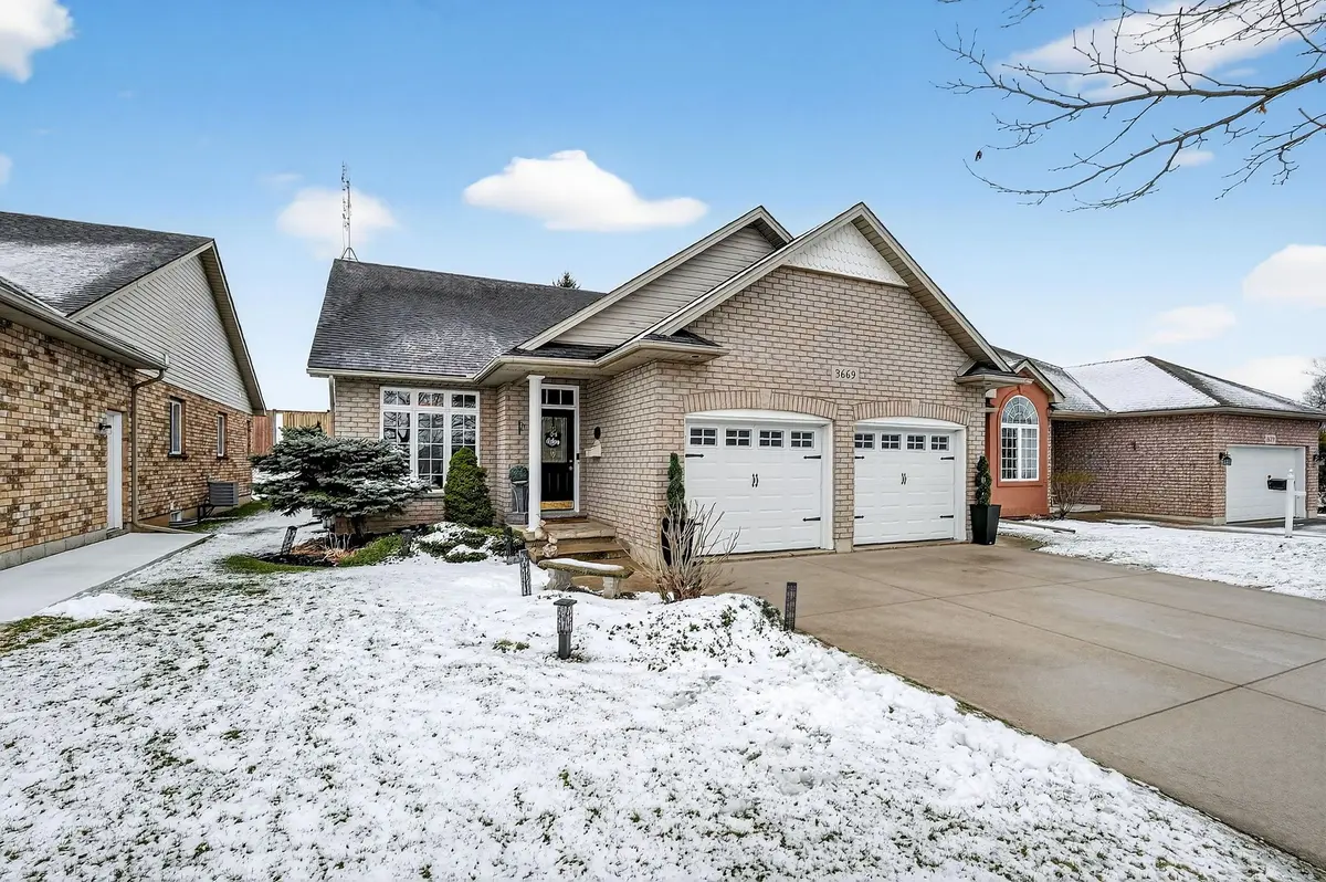 3669 Carver ST, Fort Erie, ON L0S 1S0