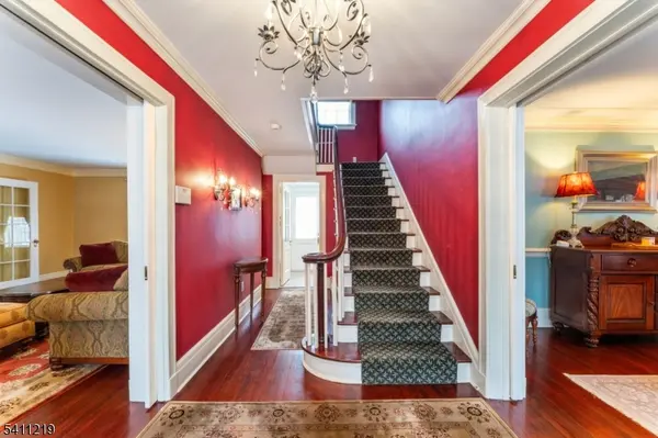 1532 Long Meadow, Mountainside Boro, NJ 07092