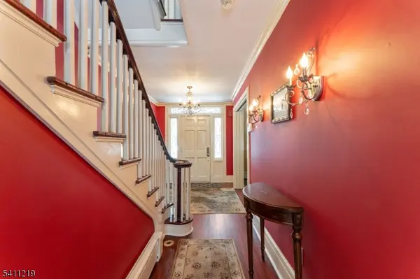 1532 Long Meadow, Mountainside Boro, NJ 07092