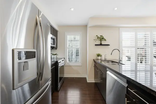 362 Plains RD E #42, Burlington, ON L7T 0A4