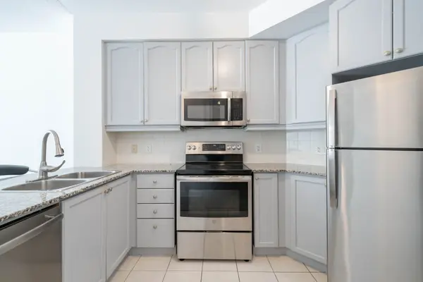 90 Absolute AVE #407, Mississauga, ON L4Z 0A3