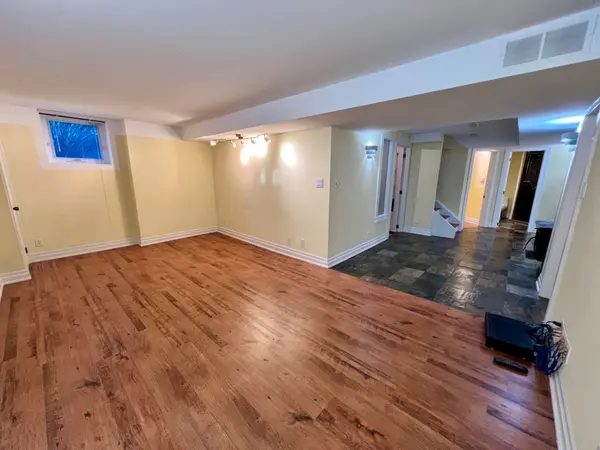 366 Winston RD, Oakville, ON L6L 4W5