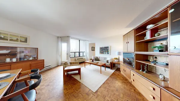 284 Mill RD #B1, Toronto W08, ON M9C 4W6